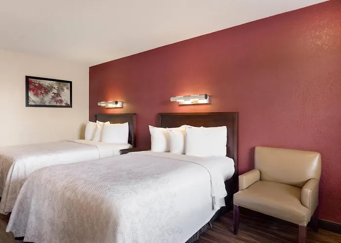 Super 8 By Wyndham - Northbrook