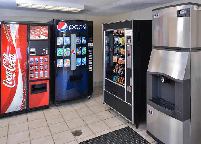 Super 8 By Wyndham - Northbrook